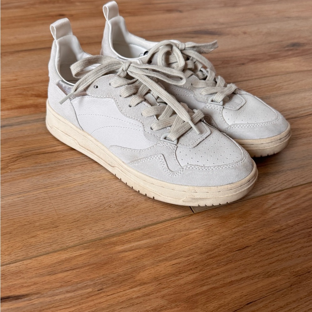 Steve Madden Sneakers